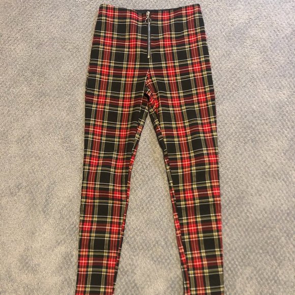Zara Pants - 🎉HP🎉 Red high rise plaid pants NWOT